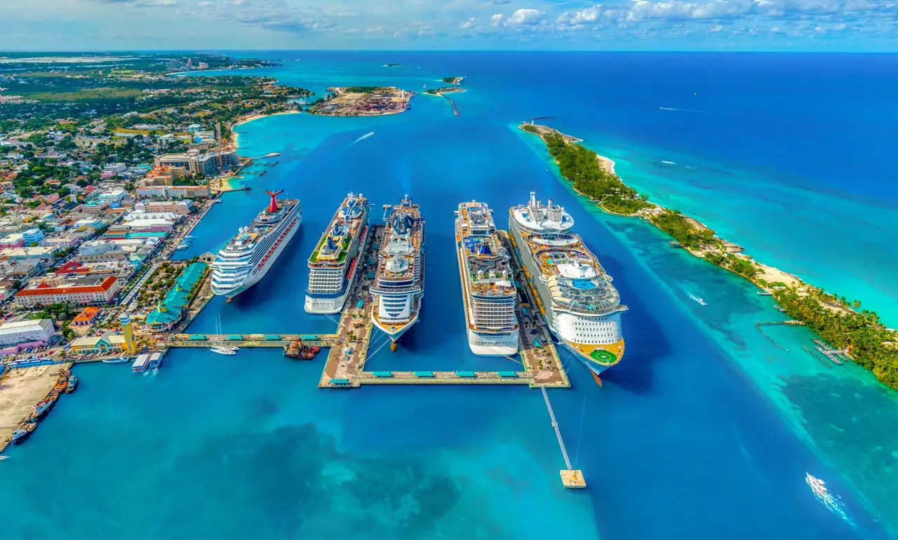Carnival Cruises axes half of Australian fleet - ABC News & Headlines – Australian Broadcasting Corporation